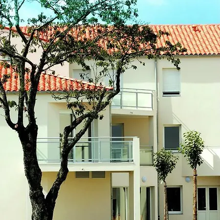 Domitys Le Clos De La Seigneurie Aparthotel